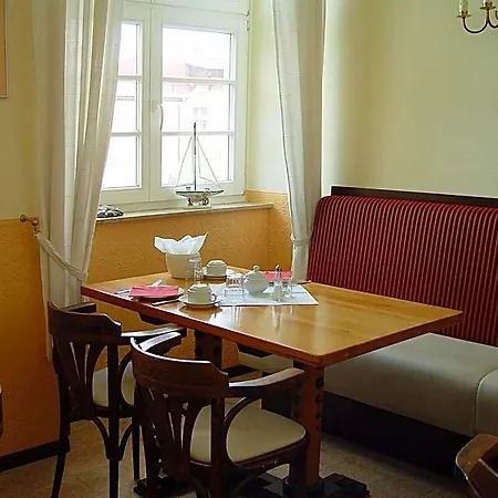 Hotel Altes Hafenhaus 3*