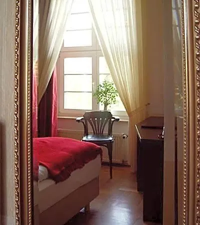 Hotel Altes Hafenhaus 3*