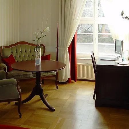 Hotel Altes Hafenhaus Rostock